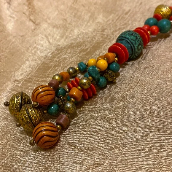 Beaded Necklace - Picture 5 of 5